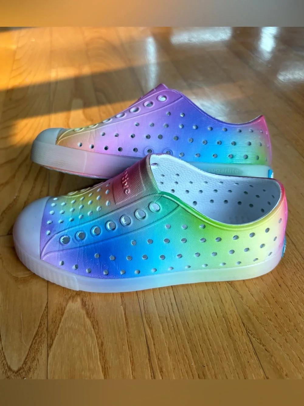 Native Jefferson Slip On Sneakers Shoes Sugarlite Rainbow Ombre Kids Girl Sz C10